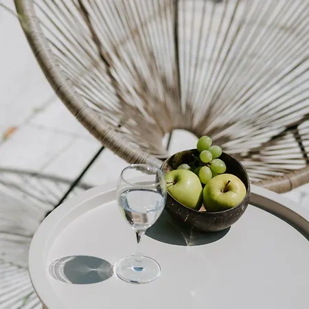 Vila Oleander By Domus Mirus - Rooftop Cinema & Pool & 6min Walk To *